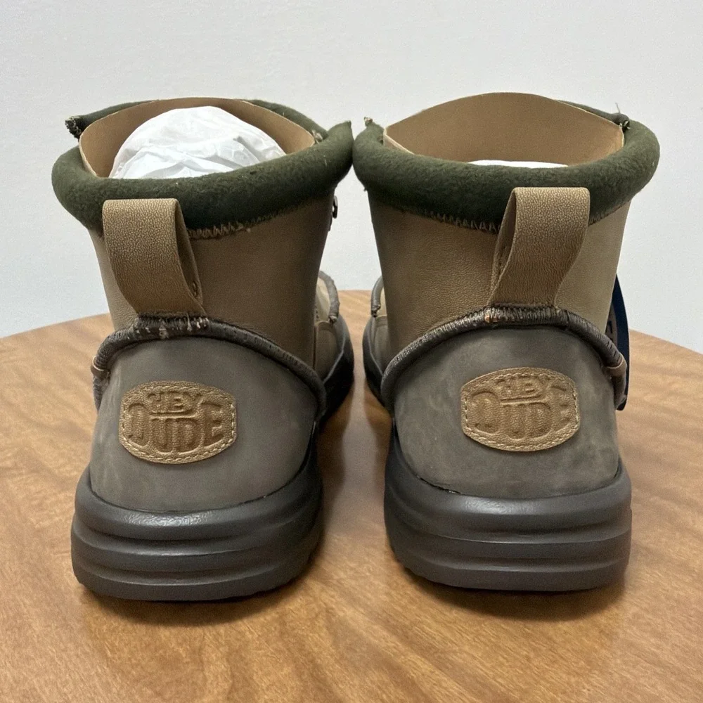 Hey Dude Men's Bradley Classic Tumbled Nut Brown Size 11 lightweight wool